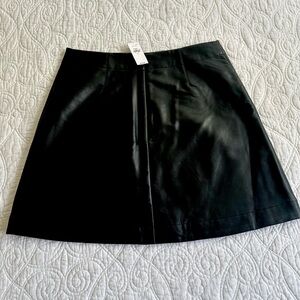 Gap Womens Black Faux Leather Mini Skirt Size 4 skirt NWT